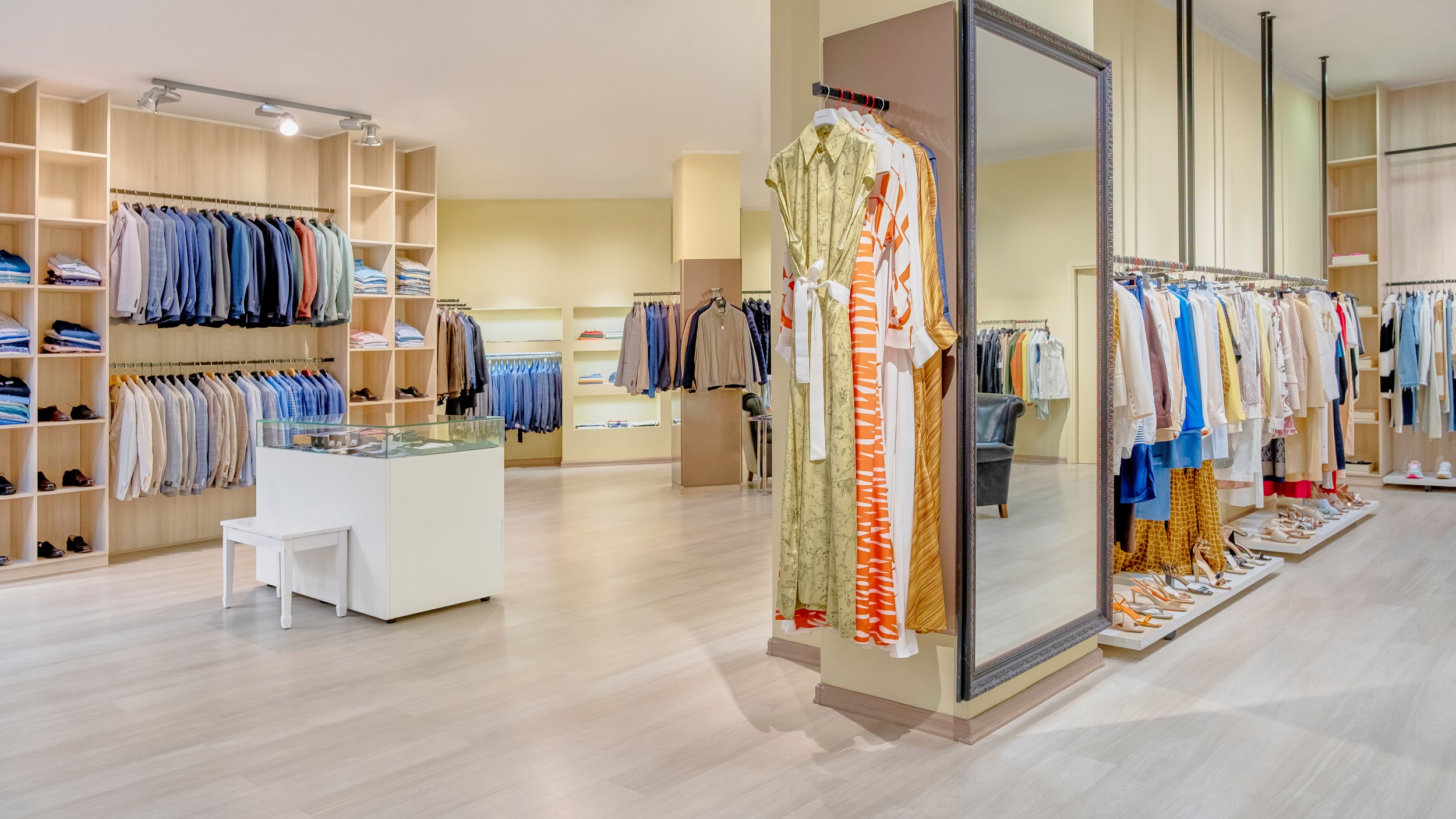 OUTLET STORE